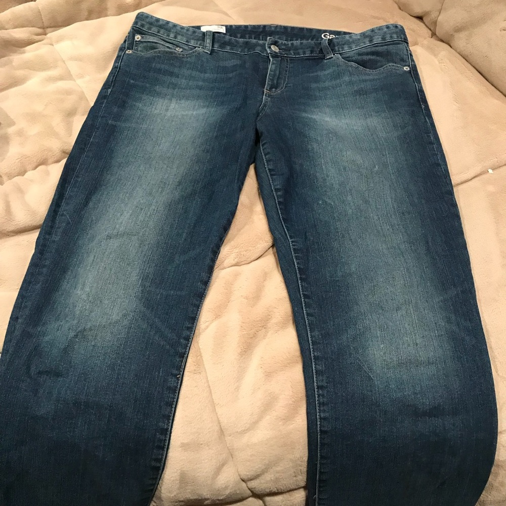 Women’s gap jeans